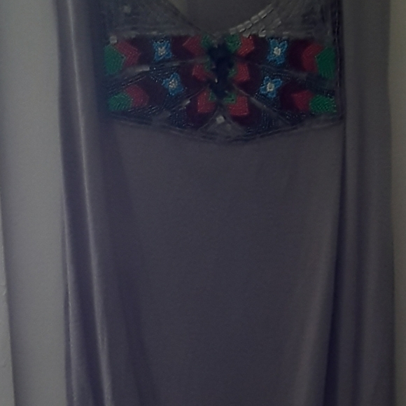 Embroidered tank top - Picture 1 of 5